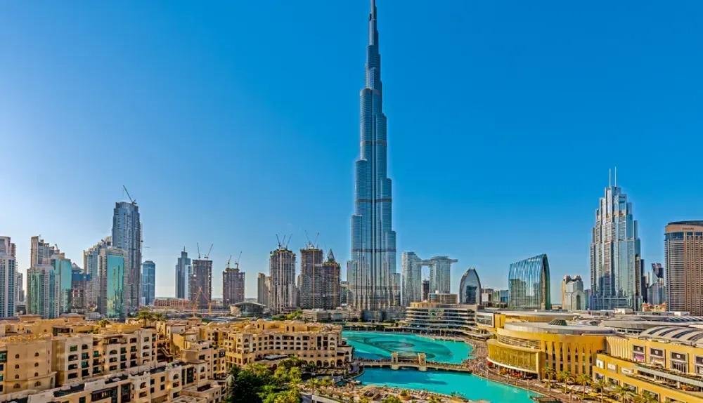 Dubai just 4 hour away from Ras El Hekma